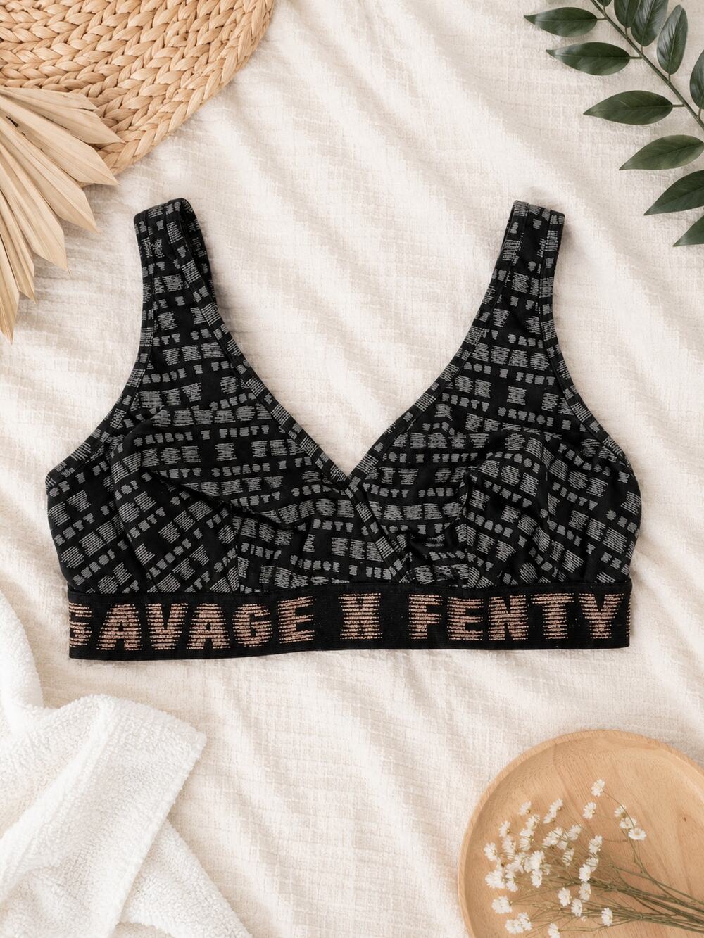 SAVAGE X FENTY Black Gray Logo Lounge Bralette 1X Rose Gold No Padding